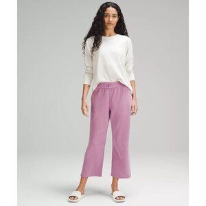 NWT Lululemon Softstreme High-Rise Straight-Leg Cropped Velvet Dust pants 12